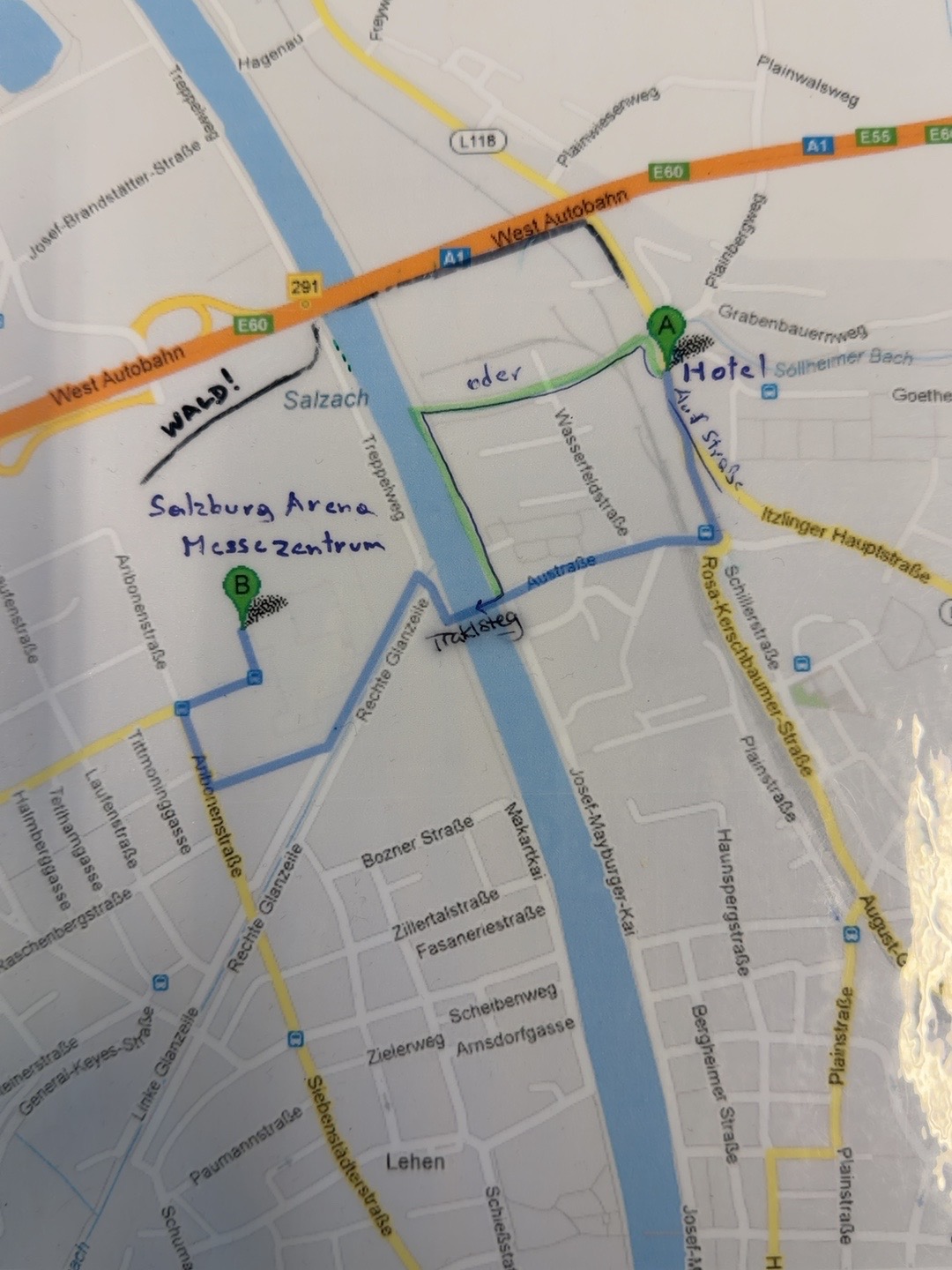 Mappa con i percorsi dall’Hotel Plainbrücke al centro fieristico e alla Salzburg Arena